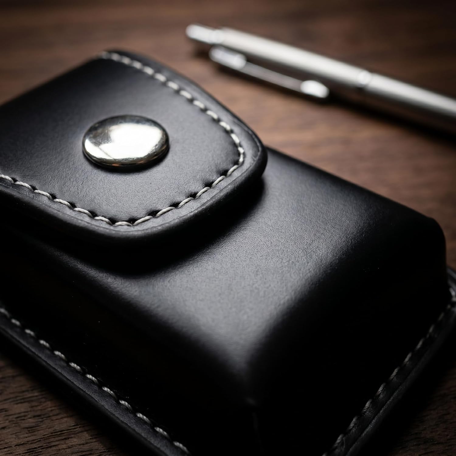 Leather Lighter Case for Zippo, Anti-Scratch Flip Top Pouch with Metal Buckle, Portable Lighter Holder with Belt Loop for Outdoor Daily Carry